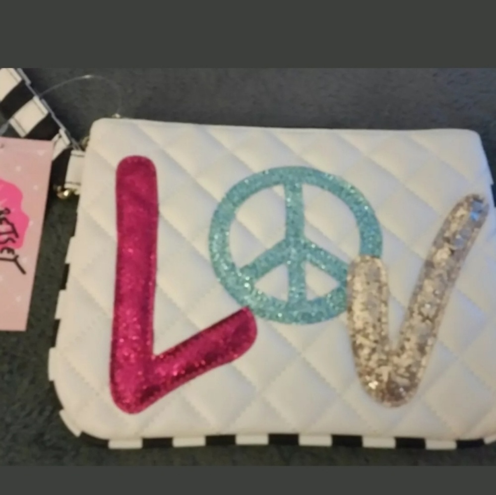Betsey Johnson wristlet/pouch